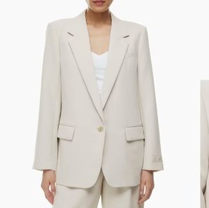 Wilfred new generation blazer.